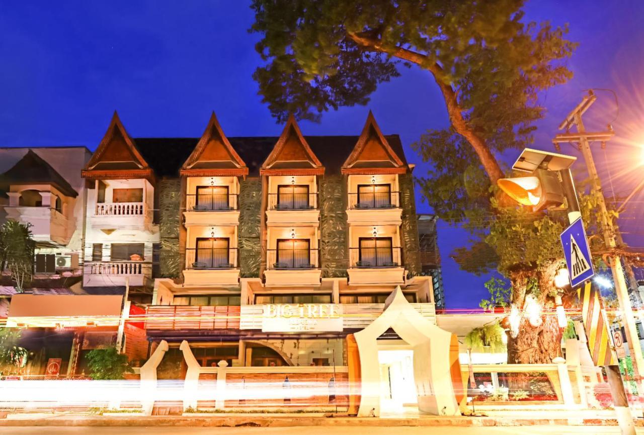 Big Tree Old Town Hotel Chiang Mai Esterno foto